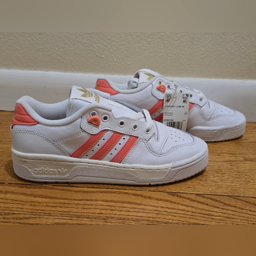 ****SOLD****Adidas Rivalry Low in the 'White Coral Fusion' Size 6